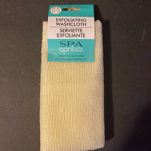 APRIL BATH & SHOWER Exfoliating Washcloth Bath Spa Body Shower Scrub NEW - Picture 1 of 2
